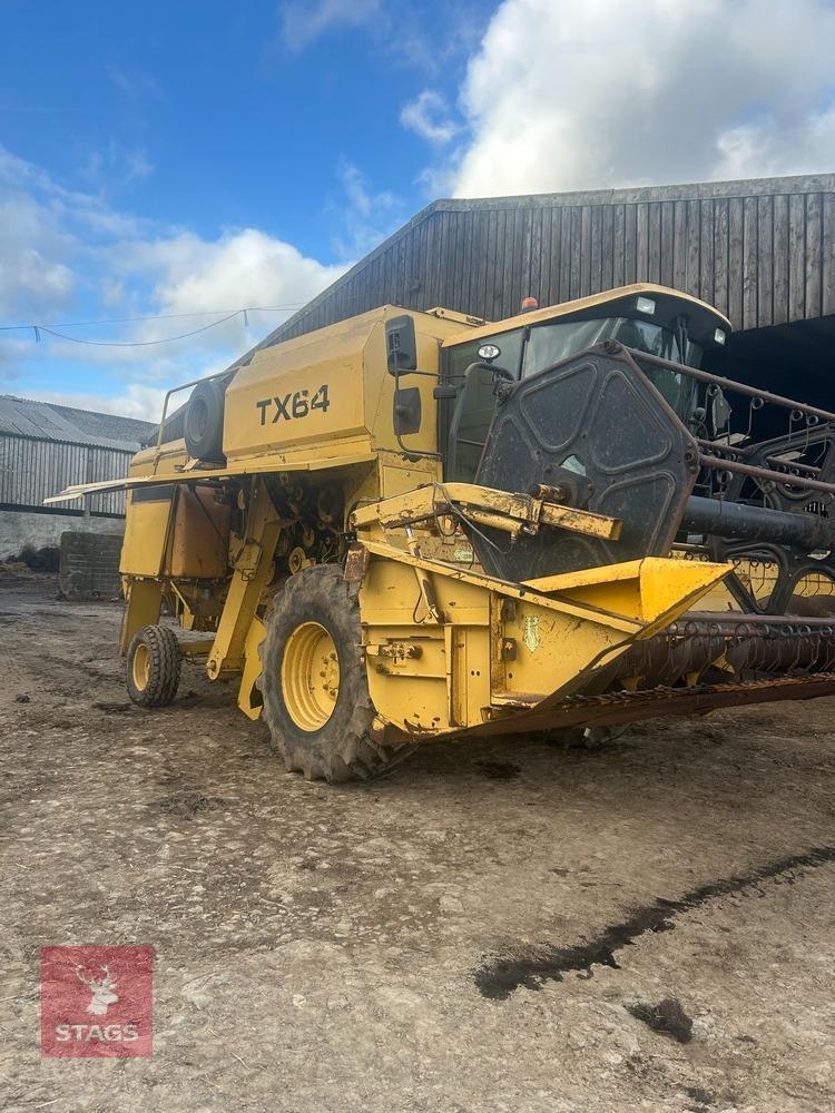 1995 NEW HOLLAND TX64 2WD COMBINE