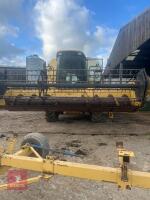 1995 NEW HOLLAND TX64 2WD COMBINE - 2