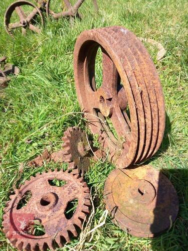 QTY OF WHEELS & COGS