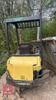 2003 YANMAR B15 MINI DIGGER (S/R) - 4