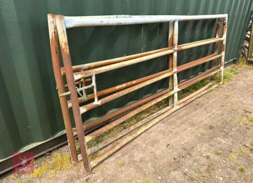 PAIR OF 9' HD YARD GATES