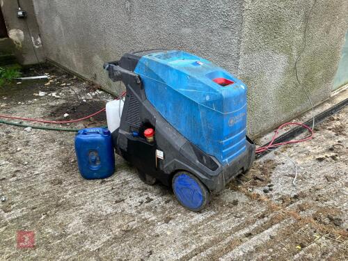 NILFISK MH5M STEAM CLEANER (43)