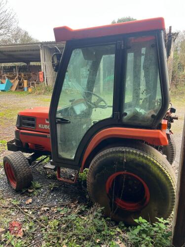 2000 KUBOTA ST-30 COMPACT 4WD TRACTOR(SR