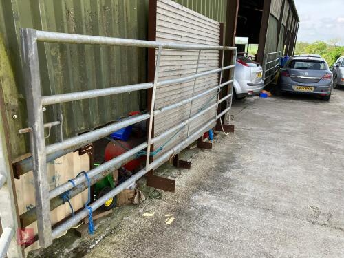 14' 6'' GALVANISED YARD GATE (2)