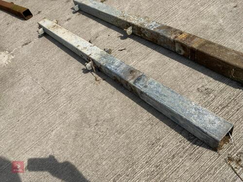 GALVANISED BOX HANGING POST (3)