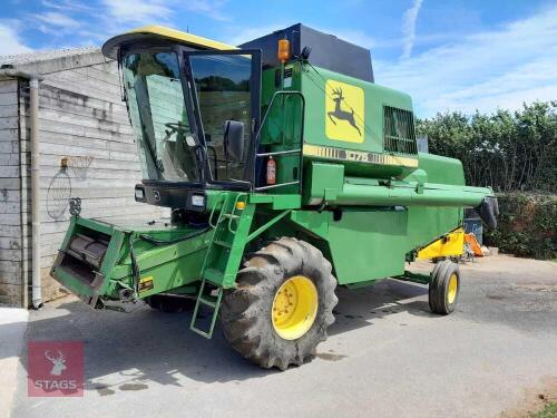 1987 JOHN DEERE 1075 COMBINE