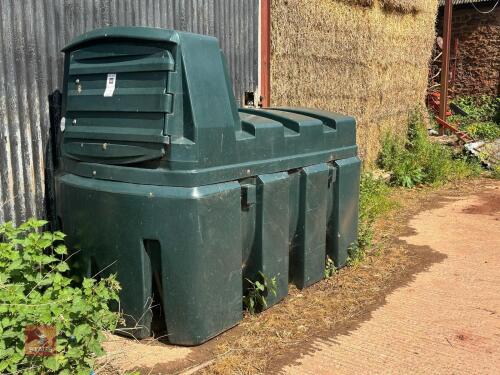 2500 LITRE PLASTIC FUEL STATION