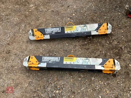 1 SET OF BUILDERS TRESTLES/SAWHORSE