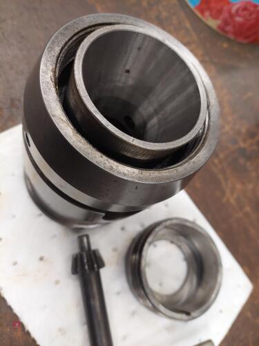 BURNERD COLLET CHUCK & KEY