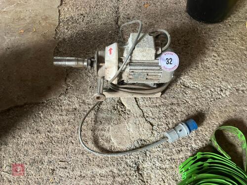 HANNING MILK TRANSFER PUMP (32)