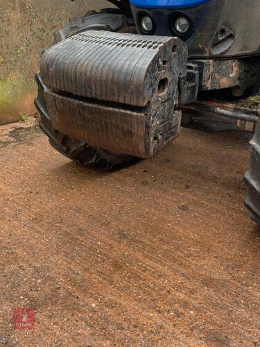 22 NEW HOLLAND 45KG TRACTOR FAN WEIGHTS