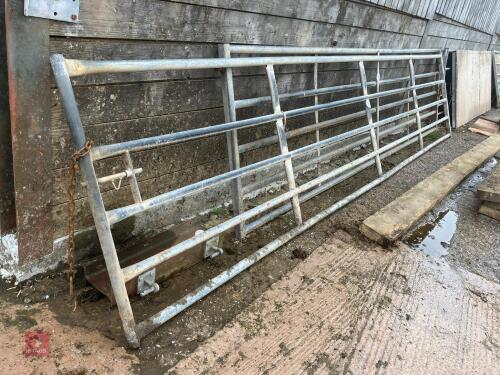 18' HEAVY DUTY 5 BAR GATE (38)
