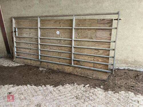 IAE 9' GALVANISED AND BOARDED GATE (37)