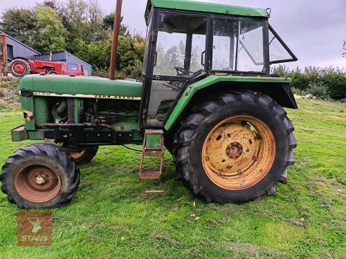 JOHN DEERE 3130 2WD TRACTOR (S/R)