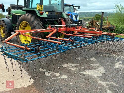 OPICO 6M HYDRAULIC FOLDING GRASS HARROWS