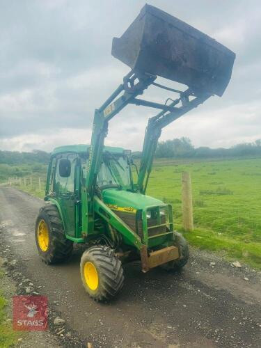 1999 JOHN DEERE 4400 4WD TRACTOR