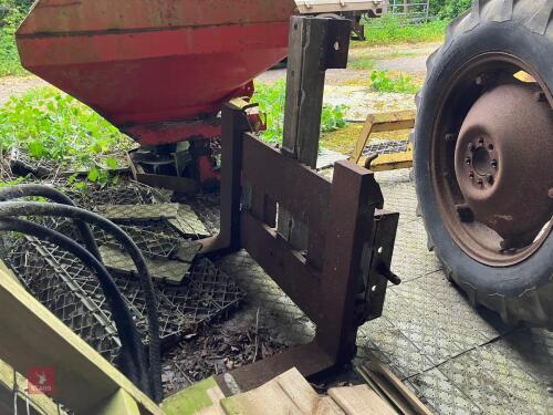 3PNT LINKAGE PALLET FORKS