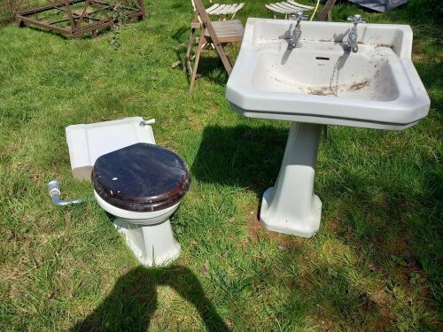 SAVOY TOILET SINK AND PEDESTAL