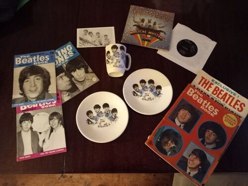 QTY OF BEATLES MEMORABILIA