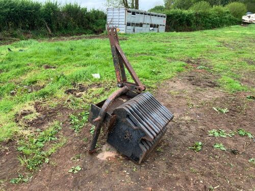 MASSEY FERGUSON FRONT TRACTOR WEIGHTS
