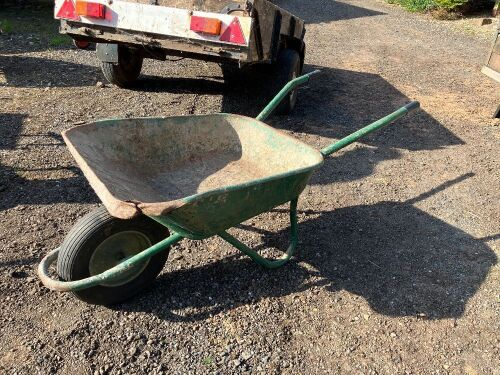 METAL WHEEL BARROW (3)