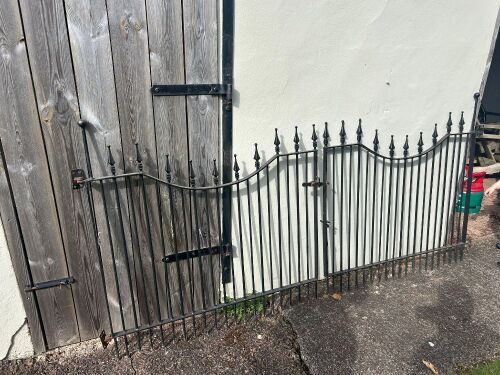 METAL GARDEN GATE