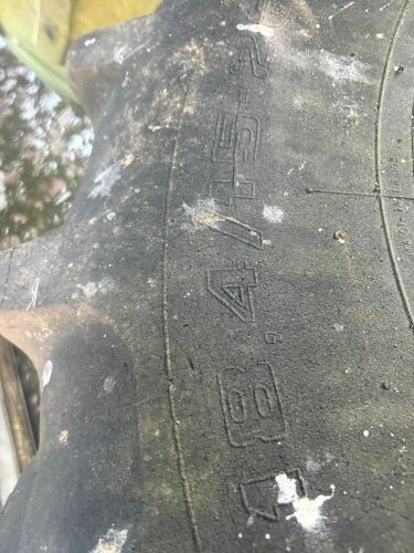 JCB SITE MASTER DIGGER TYRE